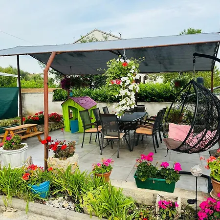 Apartment By The Sea Turanj, Biograd - 364 Turanj